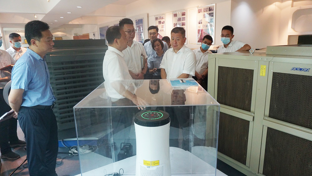 倉山區(qū)委鄭子記書記一行蒞臨澳藍調(diào)研指導(dǎo)