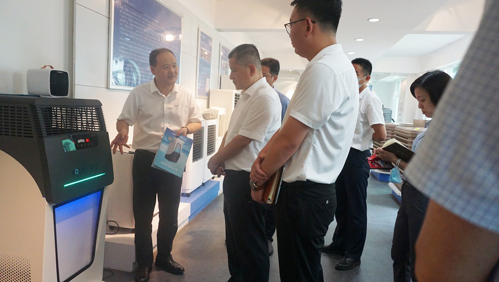 倉山區(qū)委鄭子記書記一行蒞臨澳藍調(diào)研指導(dǎo)