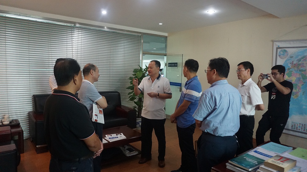 熱烈祝賀澳藍(lán)（福建）實(shí)業(yè)有限公司黃華鈴勞模工作室命名為福州市勞模工作室