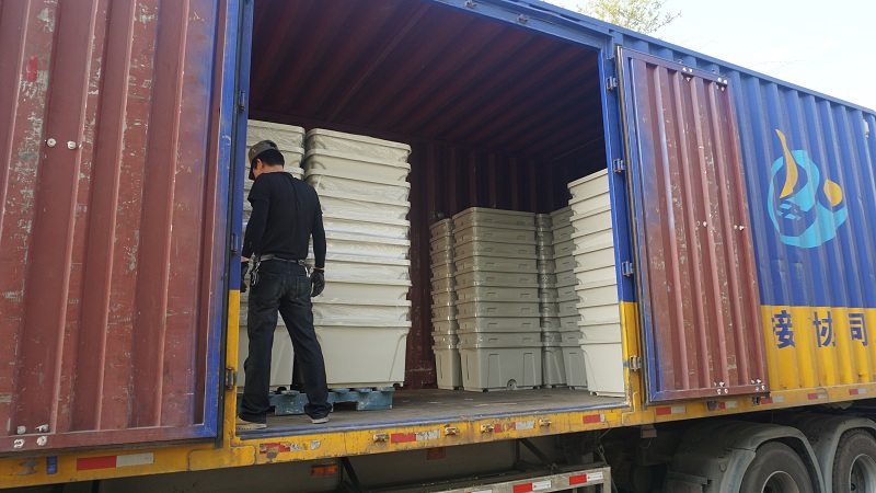 澳藍(lán)車間開(kāi)足馬力忙生產(chǎn) 一線員工加班加點(diǎn)確保訂單按時(shí)交付